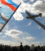 Памятник посвящённый лётчикам-истребителям и техникам 27-го запасного авиационного полка